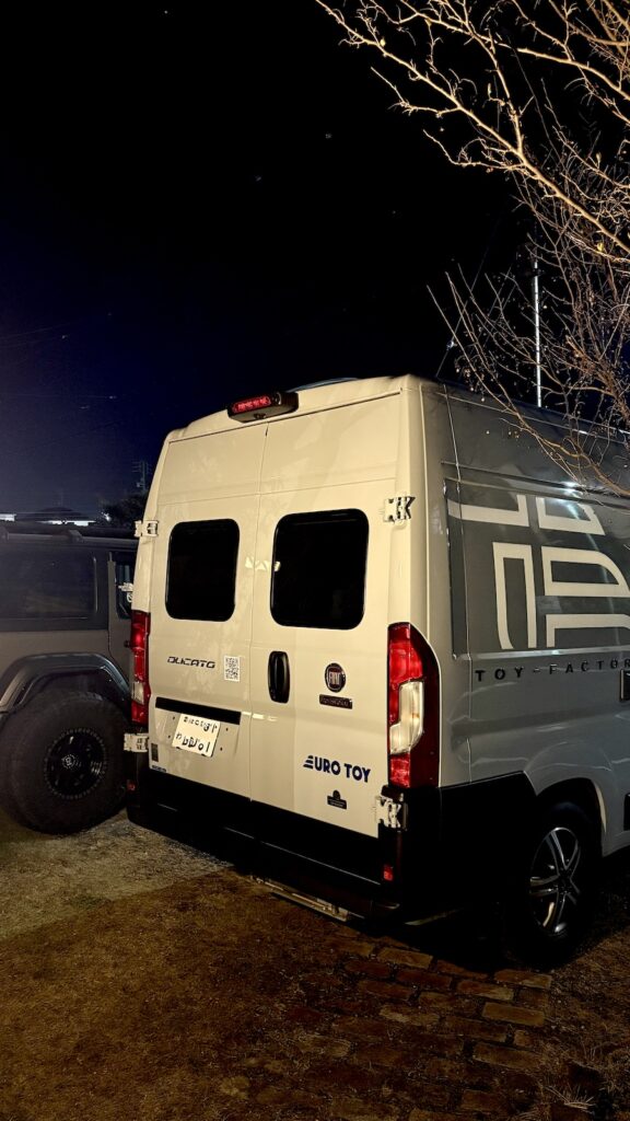 デュカトキャンピングカー