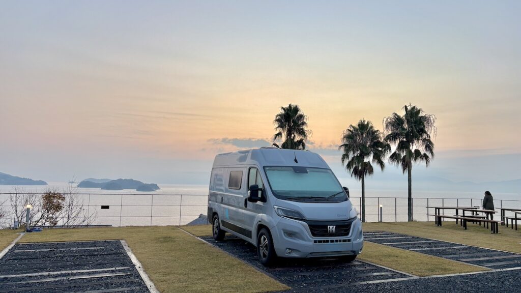 デュカトキャンピングカー