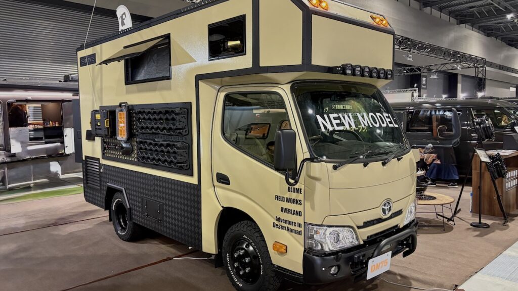 キャンピングカーショー