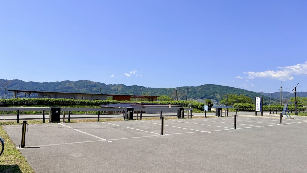 諏訪湖畔 赤砂崎公園RVパーク｜目の前が諏訪湖の絶景スポット